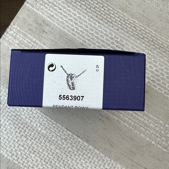 Swarovski Twist Rows Pendant Necklace 
Purple, Rosegold plated - Picture 10 of 13